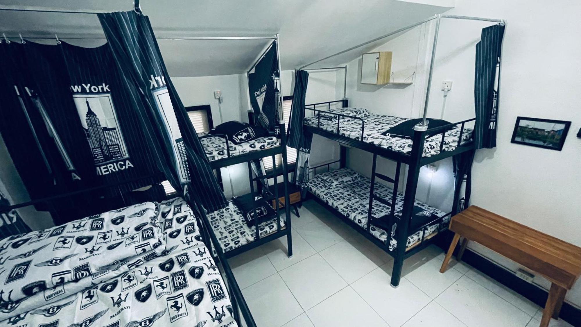 Meet Sunset Hostel Luangprabang Extérieur photo