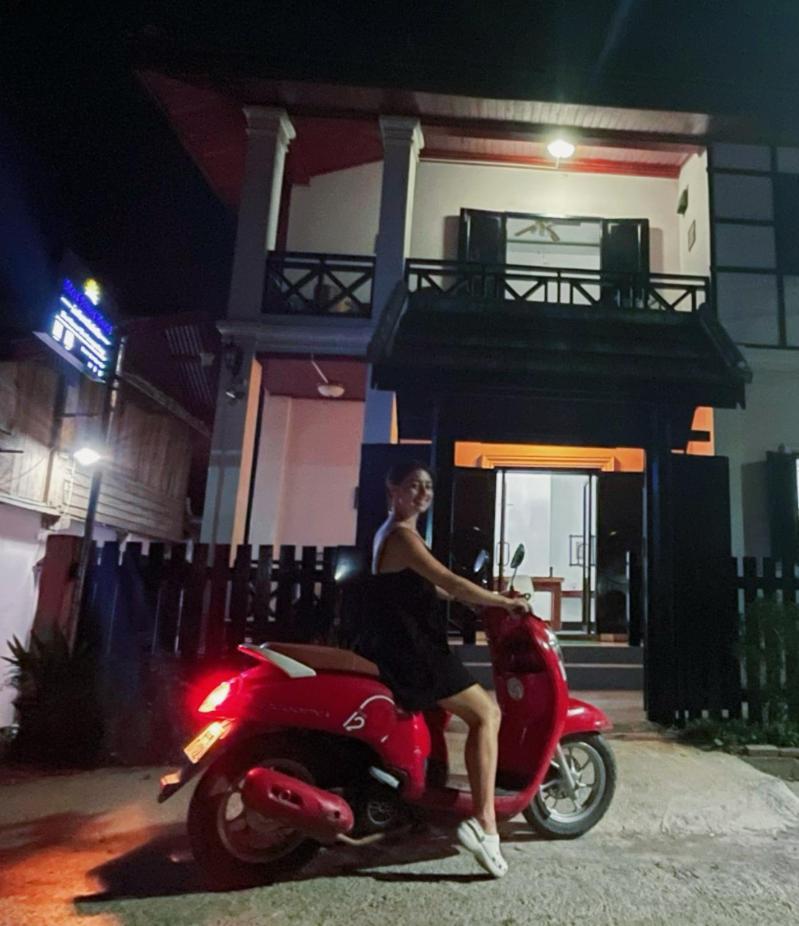 Meet Sunset Hostel Luangprabang Extérieur photo